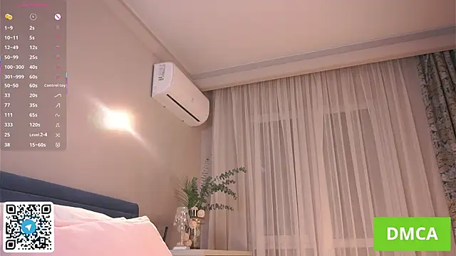 DaisyHearl online show from December 13, 2025, 7:53 pm