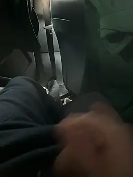 Snapshot of atoy3333 chatting on September 8, 2025, 5:01 pm atoy3333 online show from September 8, 2025, 5:01 pm