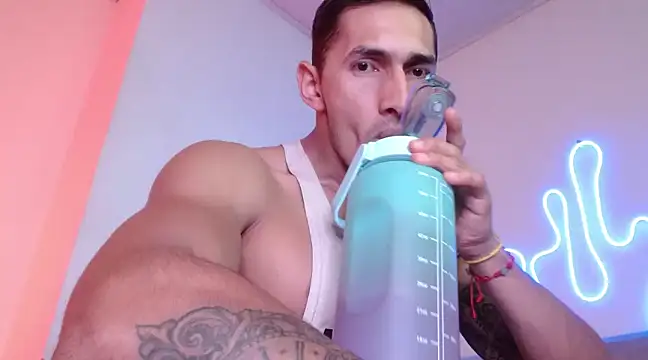 Snapshot of Joylopez_fit chatting on January 15, 2025, 12:36 pm Joylopez fit online show from January 15, 2025, 12:36 pm