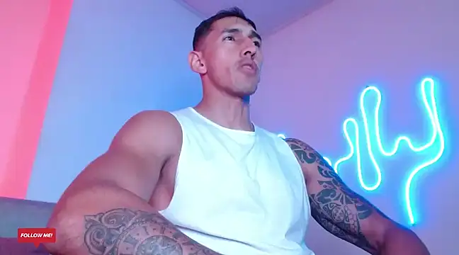Snapshot of Joylopez_fit chatting on February 7, 2025, 2:15 pm Joylopez fit online show from February 7, 2025, 2:15 pm