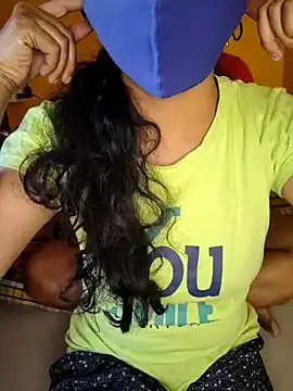 Snapshot of lovelygirl4567 chatting on February 4, 2025, 4:15 am lovelygirl4567 online show from February 4, 2025, 4:15 am