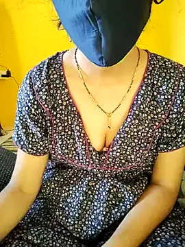 Snapshot of lovelygirl4567 chatting on February 5, 2025, 4:16 am lovelygirl4567 online show from February 5, 2025, 4:16 am