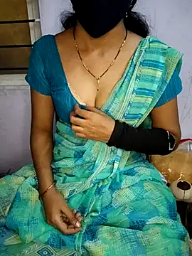 Snapshot of lovelygirl4567 chatting on February 14, 2025, 2:23 pm lovelygirl4567 online show from February 14, 2025, 2:23 pm