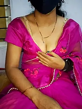 Snapshot of lovelygirl4567 chatting on February 18, 2025, 3:10 pm lovelygirl4567 online show from February 18, 2025, 3:10 pm