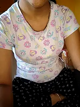 Snapshot of lovelygirl4567 chatting on March 22, 2025, 5:39 am lovelygirl4567 online show from March 22, 2025, 5:39 am
