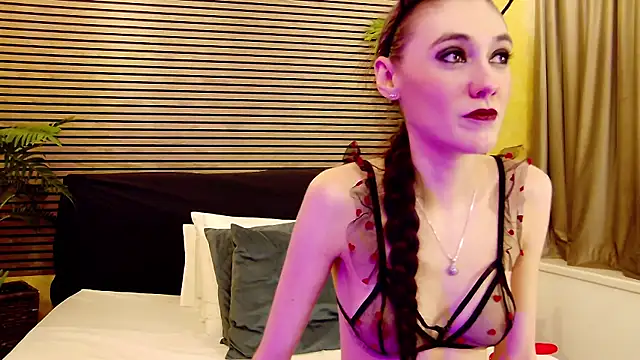 SamaraSinn online show from January 26, 2025, 9:29 am