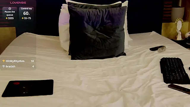 SamaraSinn online show from March 10, 2025, 11:32 am