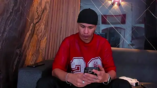 Snapshot of anyelo_waller chatting on September 13, 2025, 11:43 am anyelo waller online show from September 13, 2025, 11:43 am