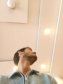 Tarun 0026 online show from October 26, 2025, 5:35 am