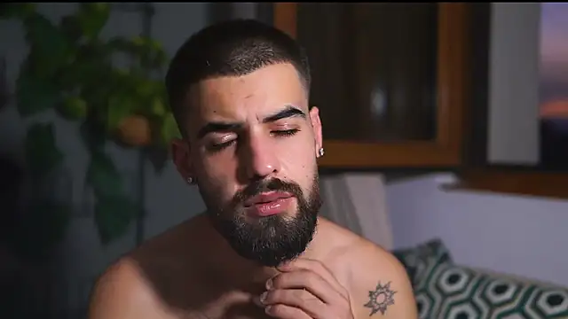 Snapshot of HairyRobxxx chatting on September 13, 2025, 4:51 pm HairyRobxxx online show from September 13, 2025, 4:51 pm