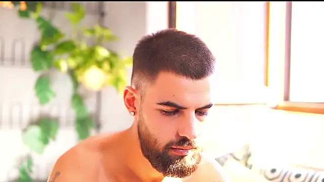 Snapshot of HairyRobxxx chatting on September 14, 2025, 1:10 pm HairyRobxxx online show from September 14, 2025, 1:10 pm