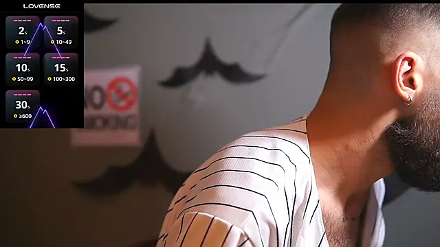 Snapshot of HairyRobxxx chatting on October 17, 2025, 9:28 pm HairyRobxxx online show from October 17, 2025, 9:28 pm