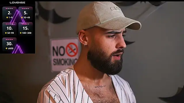 Snapshot of HairyRobxxx chatting on October 18, 2025, 5:46 pm HairyRobxxx online show from October 18, 2025, 5:46 pm