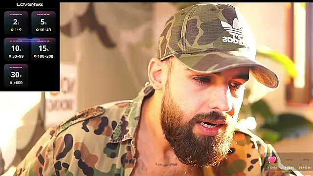 Snapshot of HairyRobxxx chatting on October 31, 2025, 1:56 pm HairyRobxxx online show from October 31, 2025, 1:56 pm