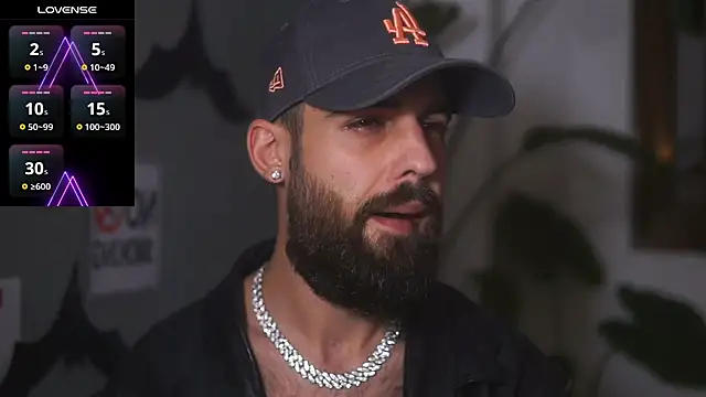 Snapshot of HairyRobxxx chatting on November 9, 2025, 9:13 pm HairyRobxxx online show from November 9, 2025, 9:13 pm