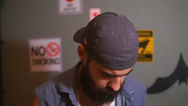 Snapshot of HairyRobxxx chatting on November 27, 2025, 10:34 pm HairyRobxxx online show from November 27, 2025, 10:34 pm