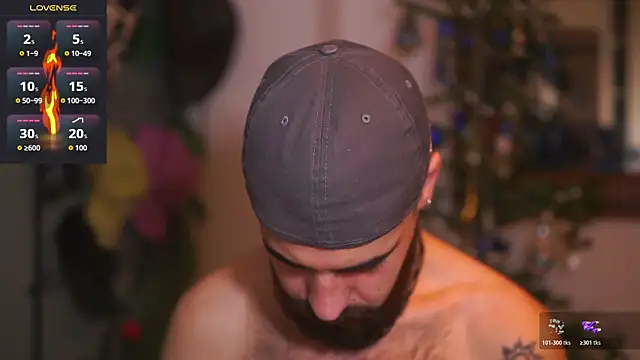 Snapshot of HairyRobxxx chatting on December 14, 2025, 4:01 pm HairyRobxxx online show from December 14, 2025, 4:01 pm