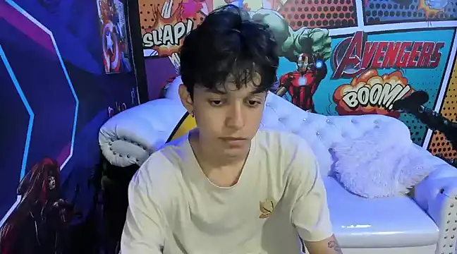 Snapshot of jisuscat chatting on February 3, 2025, 7:00 pm jisuscat online show from February 3, 2025, 7:00 pm