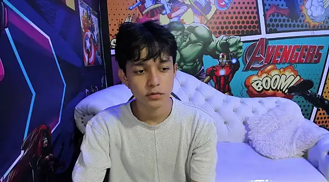 Snapshot of jisuscat chatting on February 4, 2025, 7:33 pm jisuscat online show from February 4, 2025, 7:33 pm