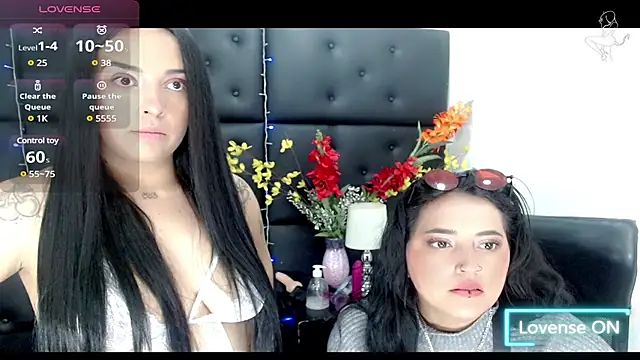 Carolaine01 online show from March 18, 2025, 10:04 pm