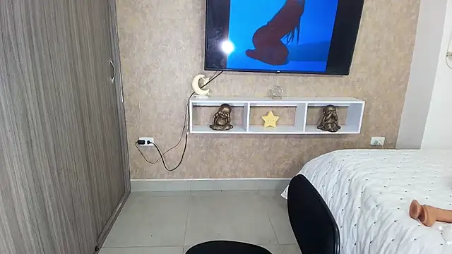 sexy melany xxx online show from December 13, 2024, 12:17 pm