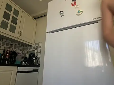 verici34 online show from January 1, 2025, 8:45 am