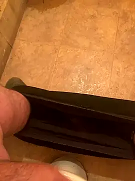 balint35 online show from October 9, 2025, 6:44 am