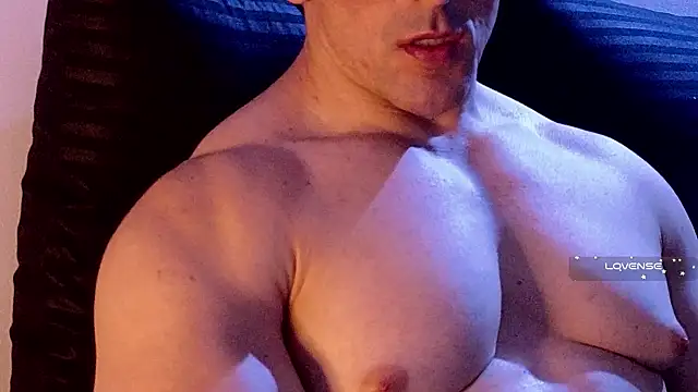 Snapshot of life_warrior chatting on February 17, 2025, 2:31 am life warrior online show from February 17, 2025, 2:31 am