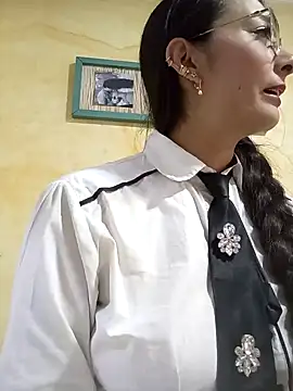 Snapshot of BELLA--26 chatting on January 27, 2025, 8:49 pm BELLA--26 online show from January 27, 2025, 8:49 pm