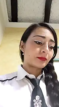 Snapshot of BELLA--26 chatting on January 27, 2025, 11:54 pm BELLA--26 online show from January 27, 2025, 11:54 pm