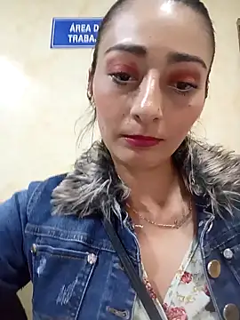 Snapshot of BELLA--26 chatting on January 30, 2025, 7:15 pm BELLA--26 online show from January 30, 2025, 7:15 pm