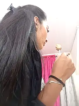 Snapshot of BELLA--26 chatting on February 2, 2025, 6:10 pm BELLA--26 online show from February 2, 2025, 6:10 pm