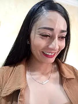 Snapshot of BELLA--26 chatting on February 3, 2025, 9:07 pm BELLA--26 online show from February 3, 2025, 9:07 pm