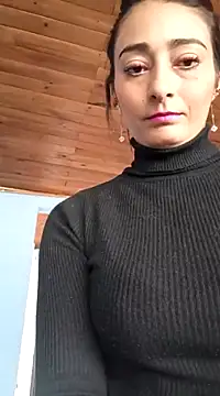 Snapshot of BELLA--26 chatting on February 6, 2025, 2:37 pm BELLA--26 online show from February 6, 2025, 2:37 pm