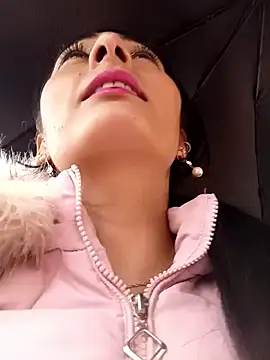 Snapshot of BELLA--26 chatting on February 11, 2025, 7:38 pm BELLA--26 online show from February 11, 2025, 7:38 pm