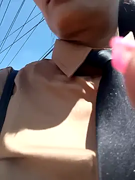 Snapshot of BELLA--26 chatting on February 19, 2025, 3:27 pm BELLA--26 online show from February 19, 2025, 3:27 pm