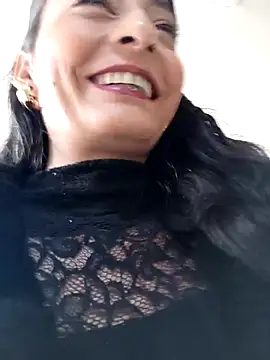 Snapshot of BELLA--26 chatting on February 24, 2025, 3:20 pm BELLA--26 online show from February 24, 2025, 3:20 pm