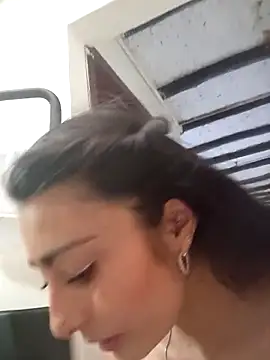 Snapshot of BELLA--26 chatting on February 25, 2025, 8:41 pm BELLA--26 online show from February 25, 2025, 8:41 pm