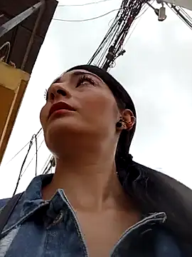 Snapshot of BELLA--26 chatting on March 3, 2025, 2:37 pm BELLA--26 online show from March 3, 2025, 2:37 pm