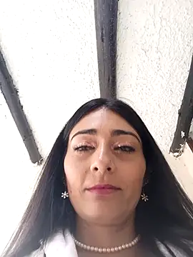 Snapshot of BELLA--26 chatting on March 7, 2025, 7:27 pm BELLA--26 online show from March 7, 2025, 7:27 pm