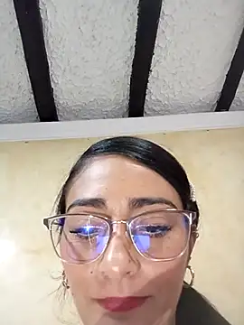 Snapshot of BELLA--26 chatting on March 12, 2025, 10:17 pm BELLA--26 online show from March 12, 2025, 10:17 pm