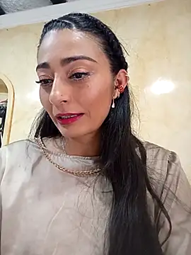 Snapshot of BELLA--26 chatting on March 21, 2025, 3:13 pm BELLA--26 online show from March 21, 2025, 3:13 pm