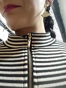 Snapshot of BELLA--26 chatting on March 22, 2025, 5:31 pm BELLA--26 online show from March 22, 2025, 5:31 pm