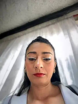 Snapshot of BELLA--26 chatting on September 15, 2025, 1:33 pm BELLA--26 online show from September 15, 2025, 1:33 pm