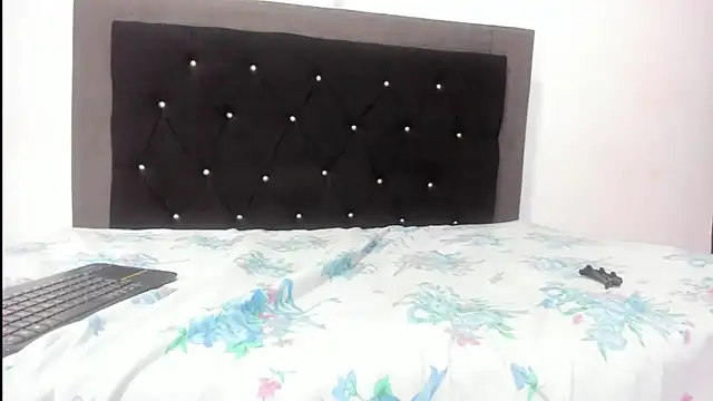 violetadumsper online show from February 11, 2025, 8:58 am