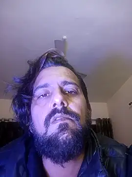 MAGNETICDADDY8 online show from January 3, 2025, 10:51 pm