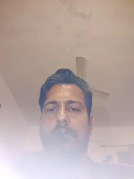 MAGNETICDADDY8 online show from November 4, 2025, 11:42 am