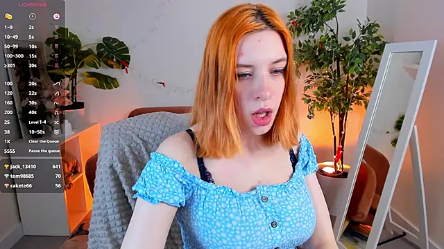 Snapshot of Mikka_Blush chatting on January 28, 2025, 3:57 am Mikka Blush online show from January 28, 2025, 3:57 am