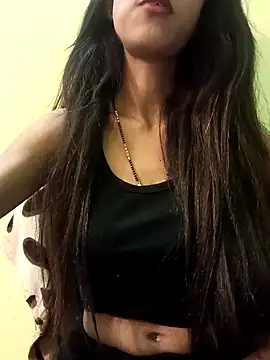 Snapshot of Stripper_Maahi chatting on March 4, 2025, 10:24 am Stripper Maahi online show from March 4, 2025, 10:24 am