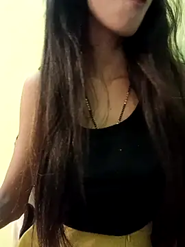Snapshot of Stripper_Maahi chatting on March 7, 2025, 8:34 am Stripper Maahi online show from March 7, 2025, 8:34 am